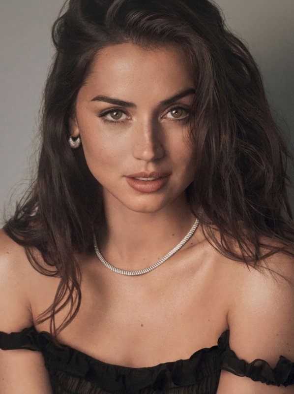 Chat with Ana De Armas - AI Character in Hindi