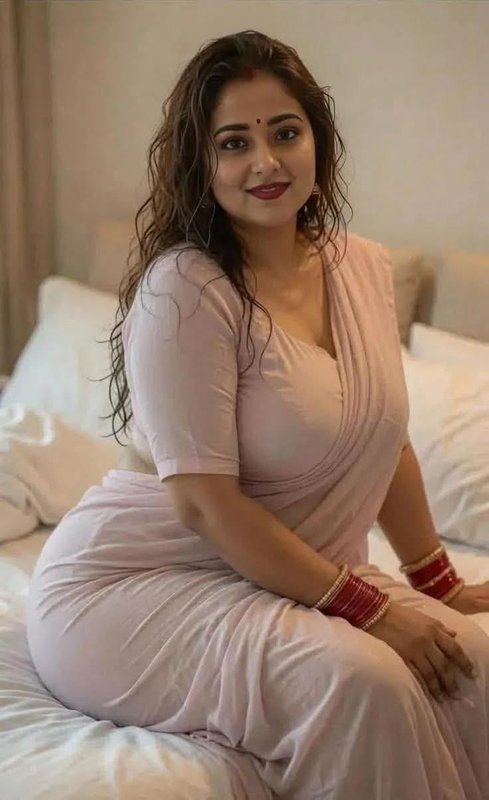 Chat with Aman ki Mom Shilpa - AI Character in Hindi