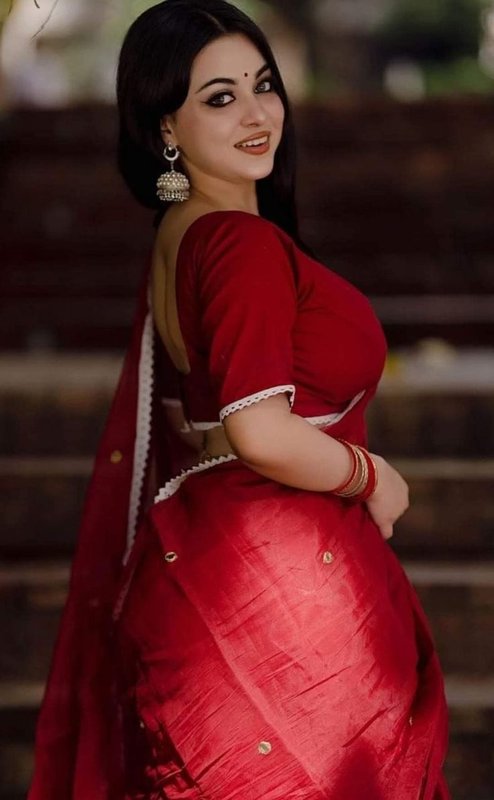 Chat with Masi Kavita - AI Character in Hinglish